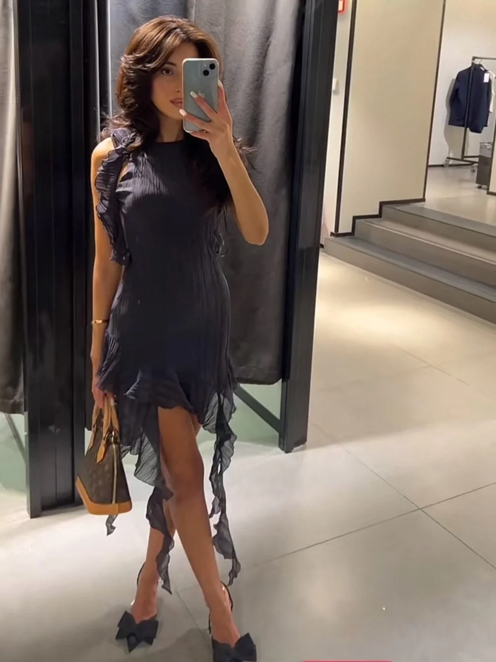ZARA Crinkle-pleated Navy/Black Ruffle Hem Sleeveless Dress. S NWT - Picture 16 of 16